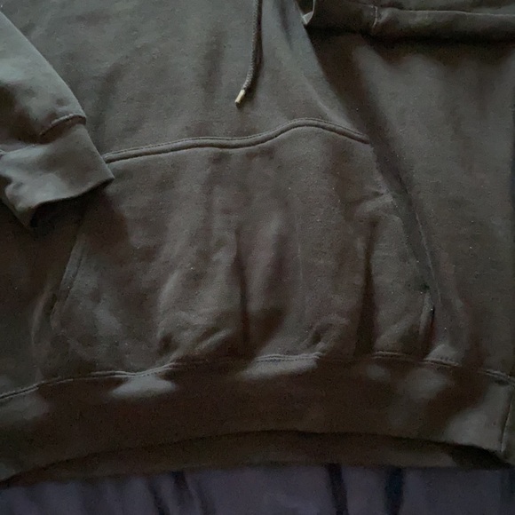 Black hoodie - Picture 2 of 3